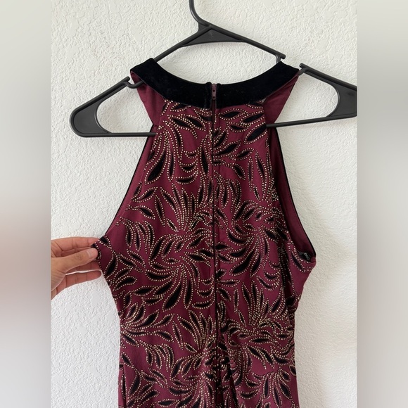 Elegant Black and maroon Patterned Women's Dress - Picture 4 of 11